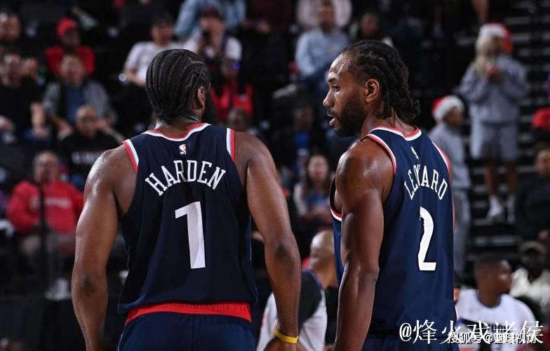 快船主场不敌灰熊遭遇4连败,哈登带伤出战贡献13分 快船主场不敌灰熊遭遇4连败,哈登带伤出战贡献13分